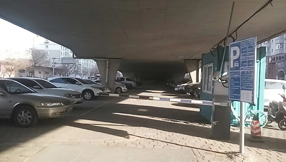 白山立交橋1號場地